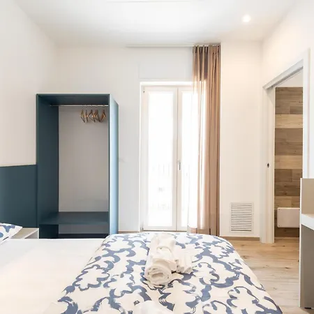 בית הארחה La Perla Del Mare 3*