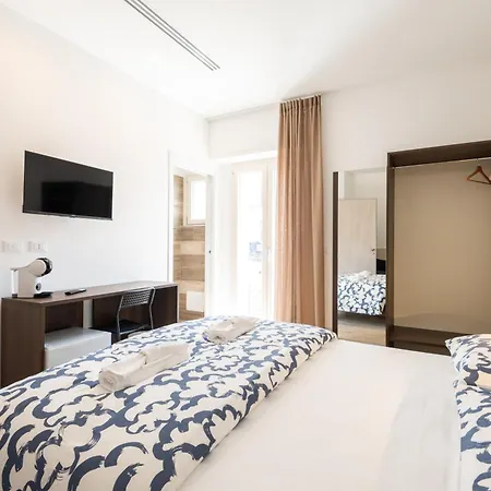 La Perla Del Mare 3* פולינאנו א מארה