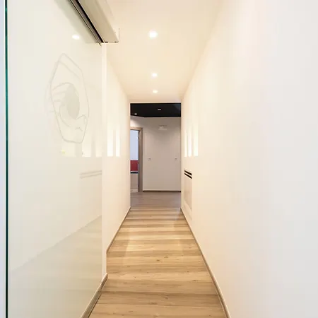 בית הארחה La Perla Del Mare 3*